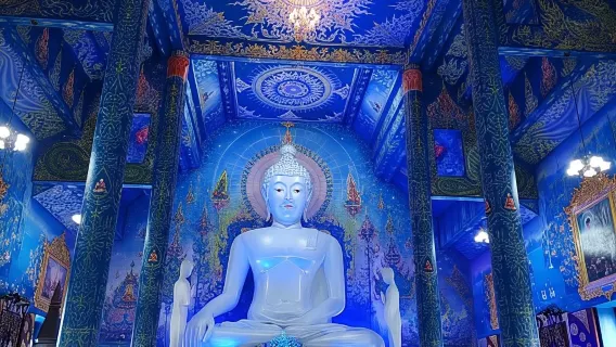 From Chiang Mai: Chiang Rai's Temples Exploration Day Trip