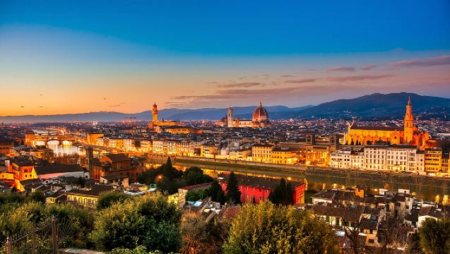 Florence: Night Tour by Electric Bike