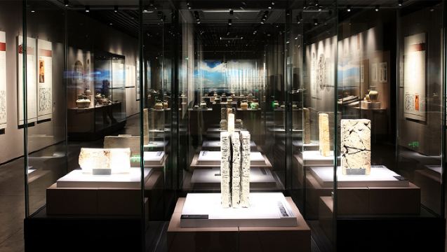 Six Dynasties Museum di Nanjing [Lawatan dengan Panduan Pakar|Tidak termasuk tiket masuk|Lawatan Peribadi 2 Jam]