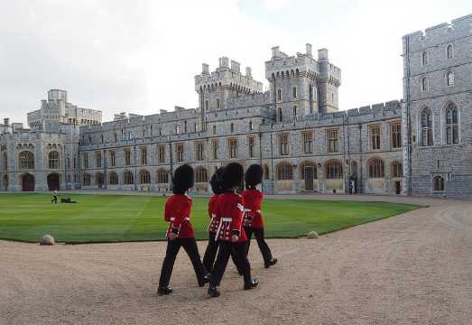 Stonehenge, Windsor Castle and Bath Full Day Guided Tour