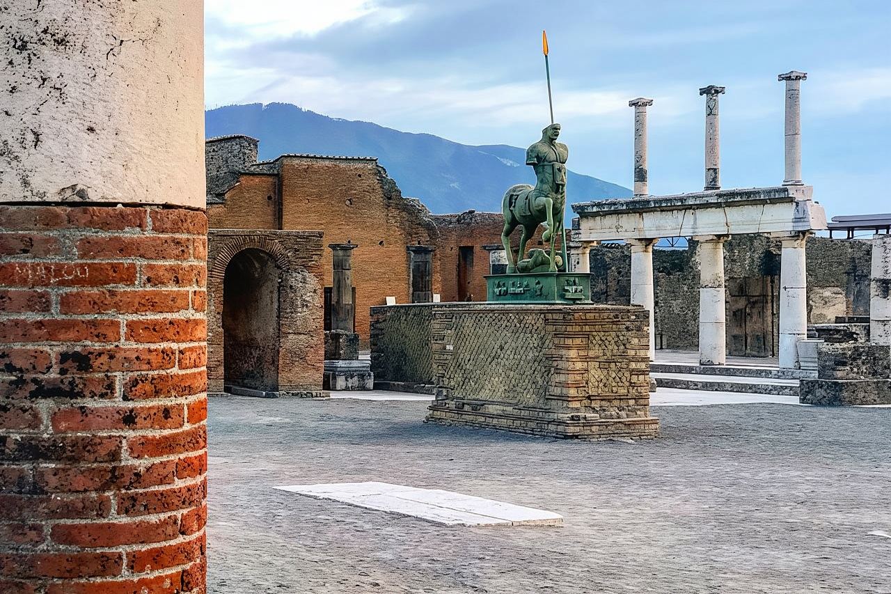 Enjoy Pompeii & Mt. Vesuvius: Semi-Private Tour from Positano