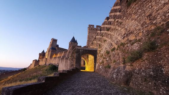 Private tour of the Carcassonne citadel by night