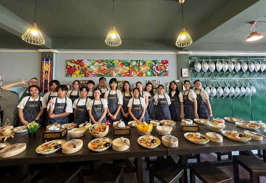 Thai cooking class experience in Bangkok with Tingly Thai cooking school