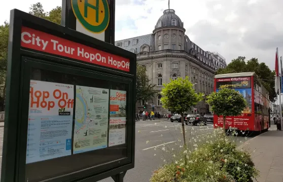 杜塞爾多夫隨上隨下觀光巴士24-hour Düsseldorf hop-on hop-off bus tour