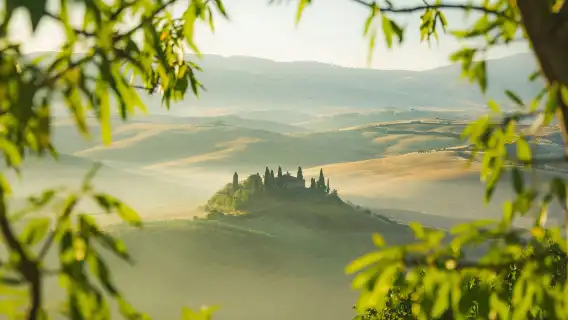 ทัวร์ 1 วันในทัสคานี อิตาลี [Civita di Bagnoregio + Montepulciano + ไปกลับโรม]