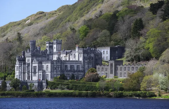 從戈爾韋出發：康尼馬拉導覽團，於凱爾莫爾修道院停留3小時