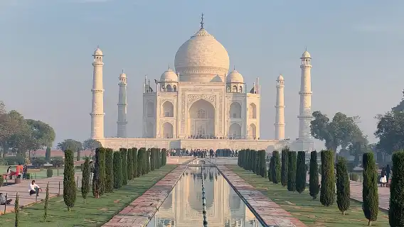 Private Tajmahal Day Tour From Mumbai ,Pune ,Chennai with flights