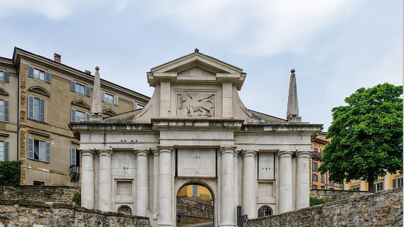 Bergamo and Città Alta: E-bike Rental