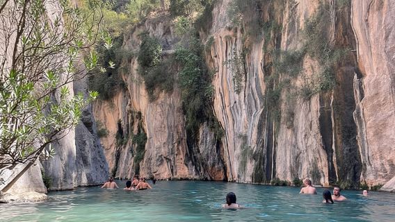 Dari Valencia: Tur Montanejos dengan Pendakian Berpemandu