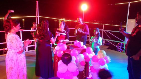 Panaji: Dinner Cruise in Goa with Hotel Transfer and 2 Beers