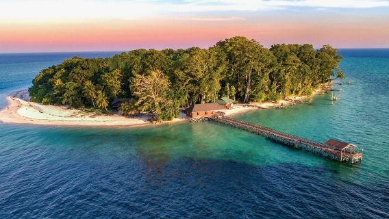 Kota Kinabalu: Tour premium all'isola di Mengalum con snorkeling o immersione in barca