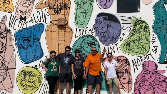 St. Petersburg: Mural Biking Tour