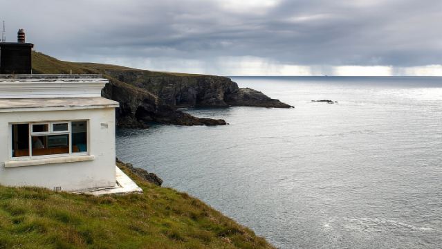 Da Cork: Tour Guidato di un Giorno Intero da West Cork a Mizen Head