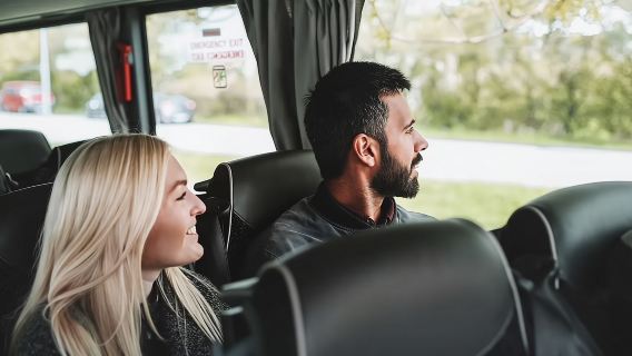 Flughafentransfer von Reykjavík, Island zum Flughafen Keflavík (erreichbar in der Nähe von Hotels in der Stadt)