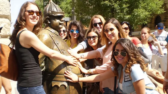 Tour a piedi di orientamento a Budapest