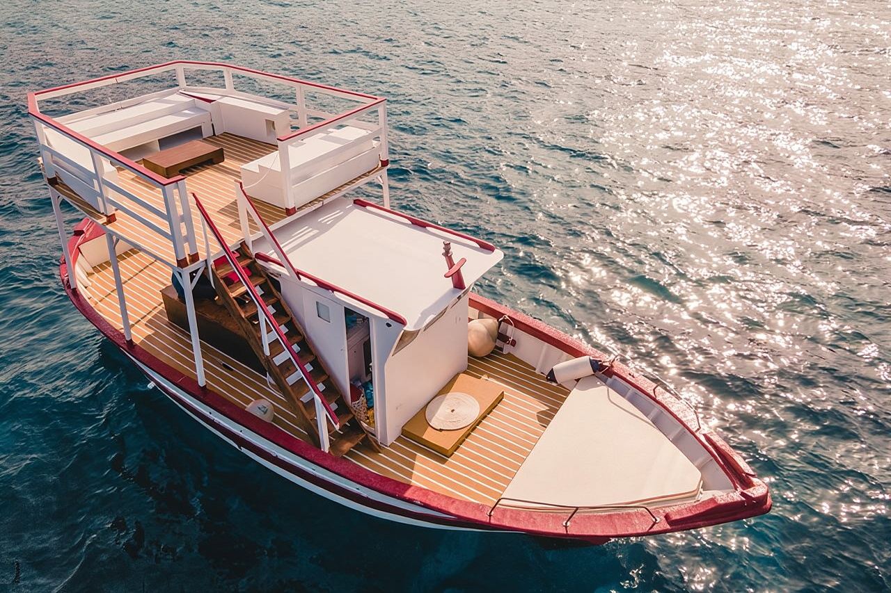 Escursione in barca di mezza giornata sulla costa di Siracusa con pranzo