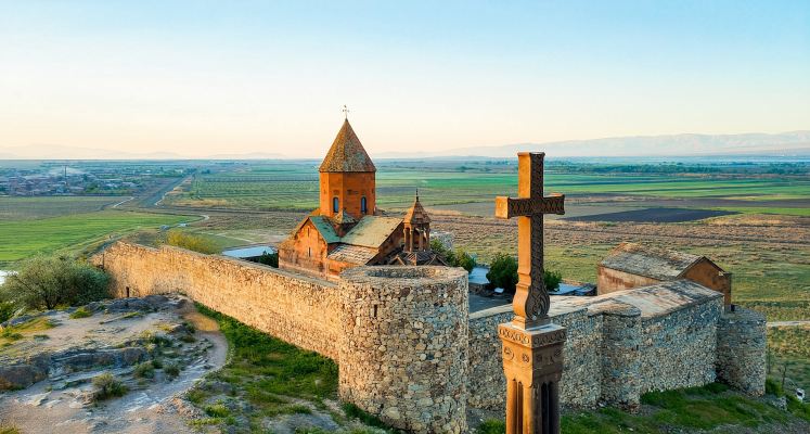 Armenia Religious and Nature Exploration Tour: From Vagharshapat to Noravank