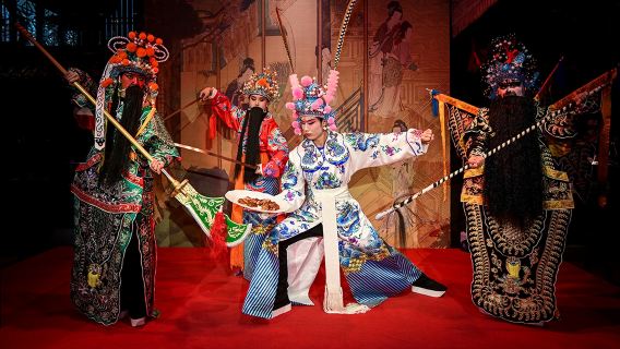 Kuanzhia Alley Sichuan Local Snacks(12 dishies)&Sichuan Opera Show&Kungfu Tea Show Tour