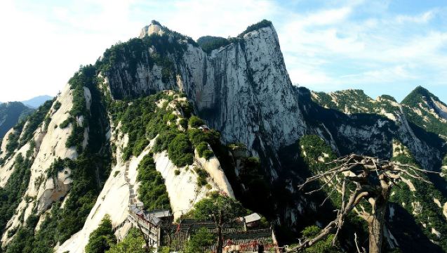 Lawatan sehari ke Gunung Huashan|Termasuk tiket masuk + kabel pergi-balik + bas ulang-alik (pilihan kumpulan kecil eksklusif)