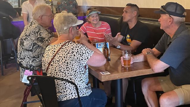 Miami Private City Tour with Local Expert in premium van