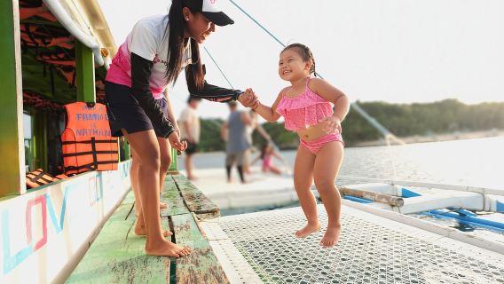 Boracay: Sunset Cruise with Water Activities