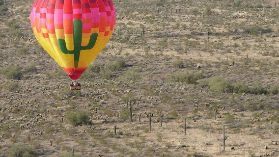Tucson: giro in mongolfiera con champagne e colazione