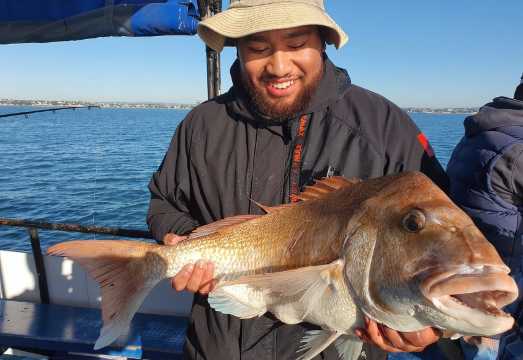 Auckland: Full-Day Fishing Charter (7 am - 4 pm)