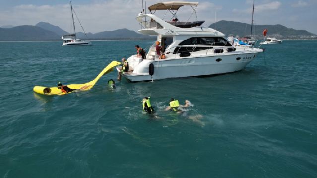 【萬寧遊艇租賃】華潤石梅灣遊艇會48尺三層進口遊艇包船拼船出海