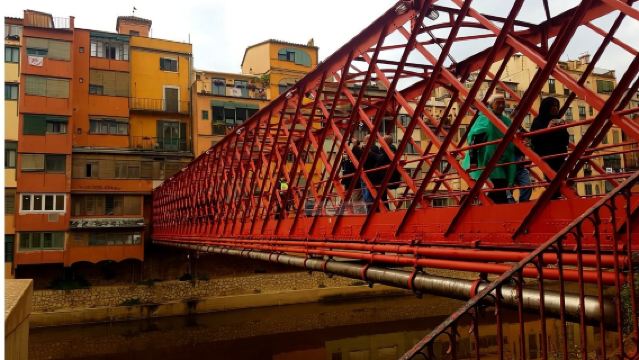 巴塞隆納：赫羅納大教堂＋古城牆＋Eiffel Bridge