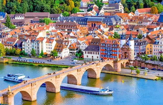 德國法蘭克福海德堡老城區+曼海姆水塔一日遊