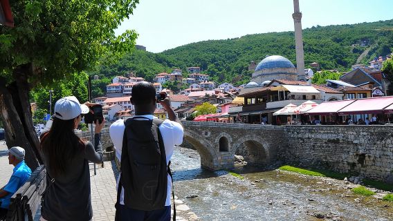 Privater Ganztagesausflug von Skopje nach Pristina und Prizren