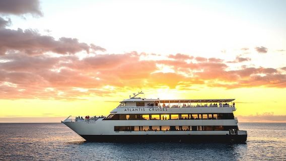 Waikiki Sunset Cocktail Cruise aboard the Majestic by Atlantis