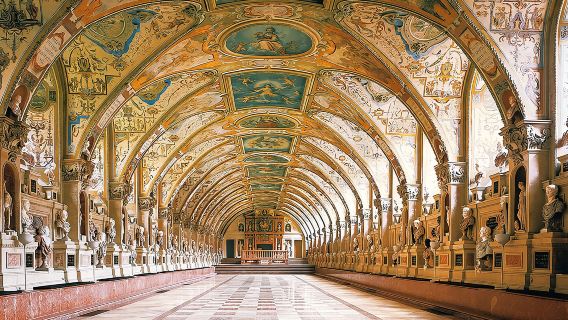 Munich Residence + Marienplatz + BMW Museum + Allianz Arena 1-day tour