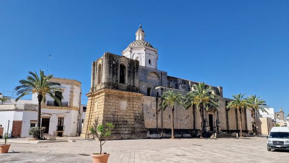 Lecce: E-bike tour of Salento's most beautiful villages with a typical lunch