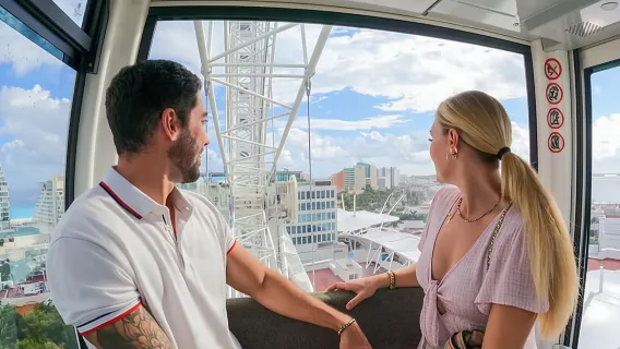 Cancun: crociera con cena a Columbus e accesso alla Sky Wheel