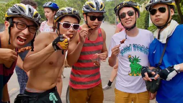 曼谷：綠洲導覽自行車遊（含乘船遊覽）