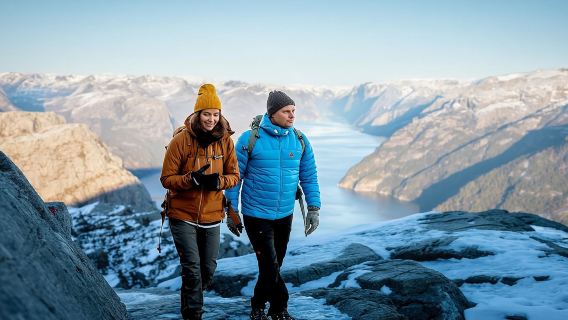 Lysefjord und Preikestolen Tagesausflug [Lysefjord Bootsfahrt + Preikestolen Wanderung]