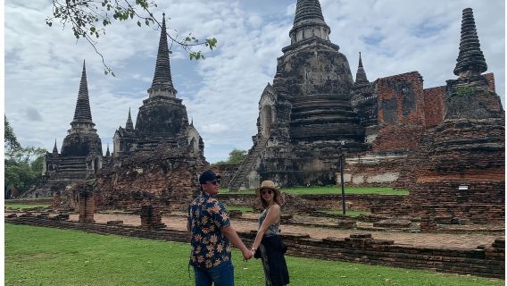 Excursión de un día por los lugares imprescindibles de Ayutthaya: tuk-tuk y templos