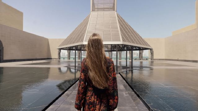 Penterjemahan profesional Doha, Qatar|pemandu pelancong tempatan|Temani lawatan perniagaan|Terjemahan Pameran|Perkhidmatan lawatan bebas|Perancangan Perjalanan Tersuai