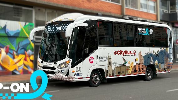 Súbete al autobús panorámico de Bogotá: