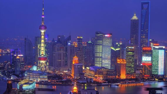 Tour notturno privato - Crociera fluviale VIP e opzione Torre di Shanghai