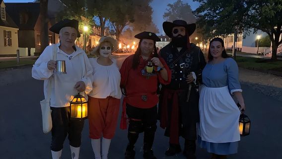 Тур «Призраки, ведьмы и пираты» в Уильямсбурге