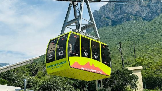 ทัวร์ที่ดีที่สุดไปยัง "Grutas de García" + กระเช้าลอยฟ้า + ไกด์ + บริการรับส่ง