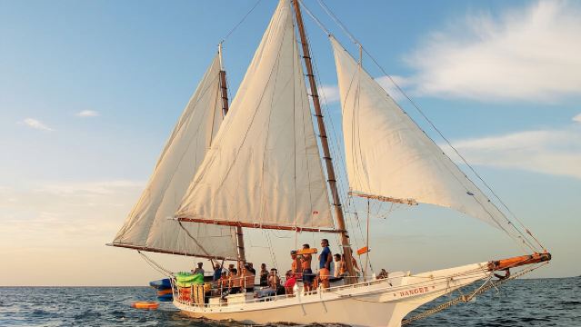 Key West Small-Group Sunset Sail with Wine and Hors d'oeuvres