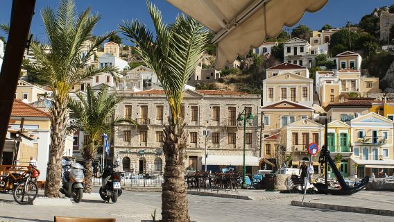 Rodas: Excursión de un día a la isla de Symi en barco rápido