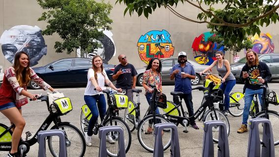 Los Angeles: Arts District Graffiti and Mural Bike Tour