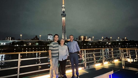 Bahía de Tokio: crucero con cena tradicional japonesa Yakatabune