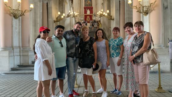 Madrid: Entrada al Palacio Real y visita guiada en grupos reducidos