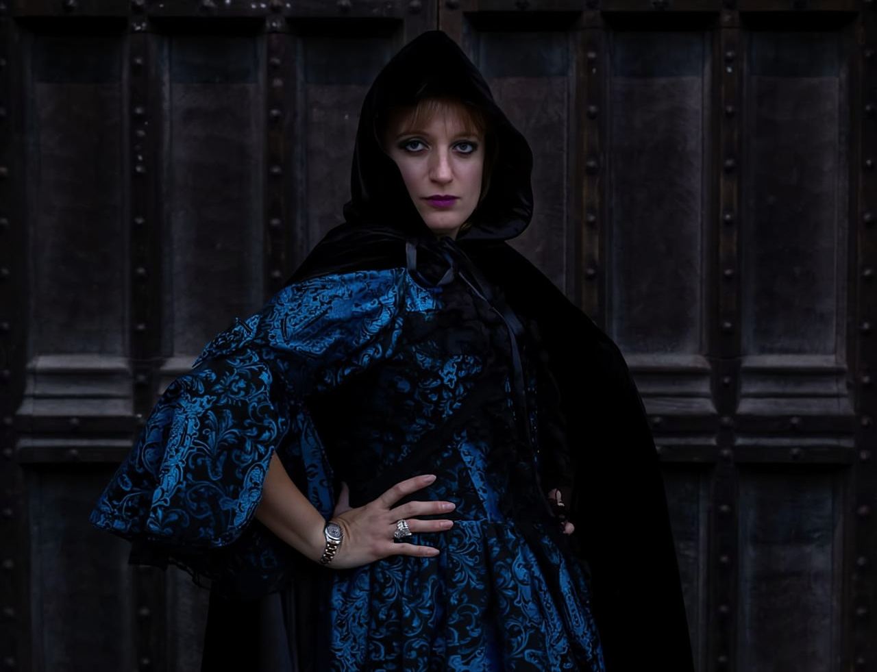 Shadows of York: Ghost Walk and Horrible History.