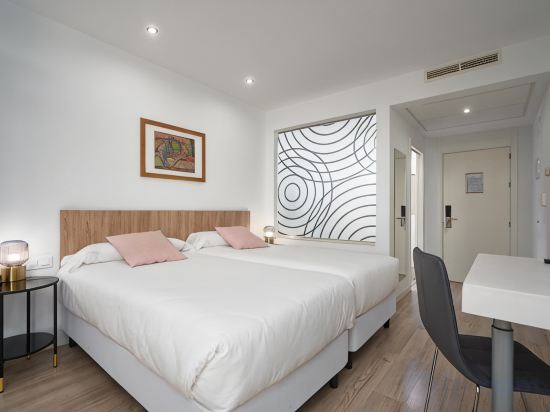 Hotel Pasarela Room Type - Room PREMIUM